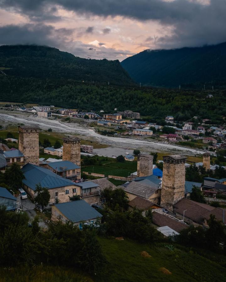 Hotel Old House Mestia Dış mekan fotoğraf